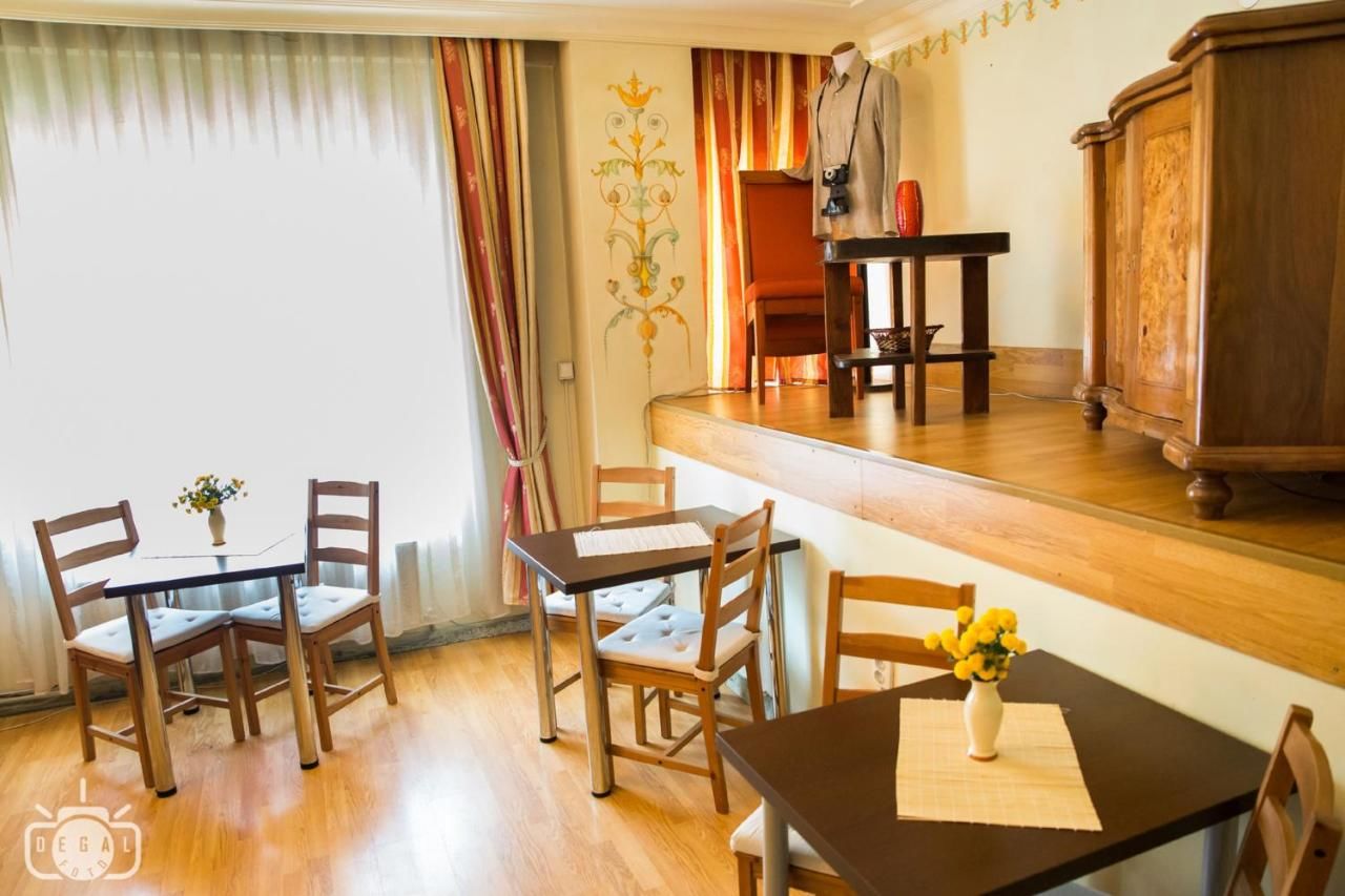 Отель Villa Tamara Бухарест-12