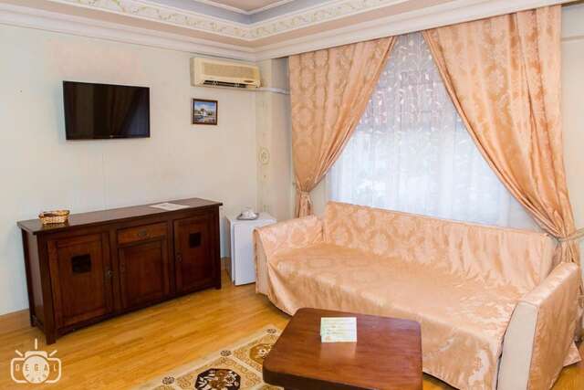 Отель Villa Tamara Бухарест-34